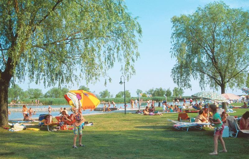 Landhaus Luka Fertőmeggyes Kültér fotó